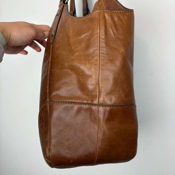 Womens Frye Melissa Four Poster Leather Hobo Bag Brown Style DB1488 - Picture 5 of 15